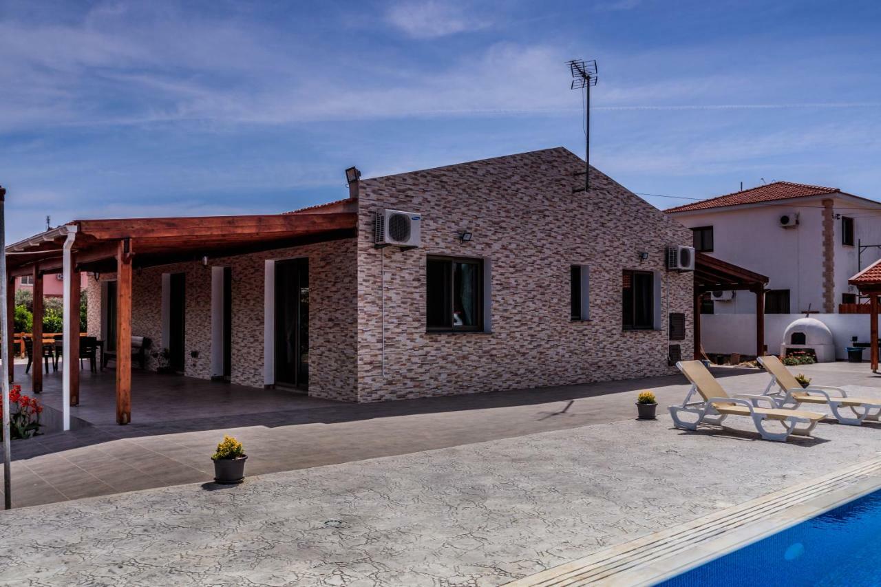 Berryrose Villa Perivolia Exterior photo