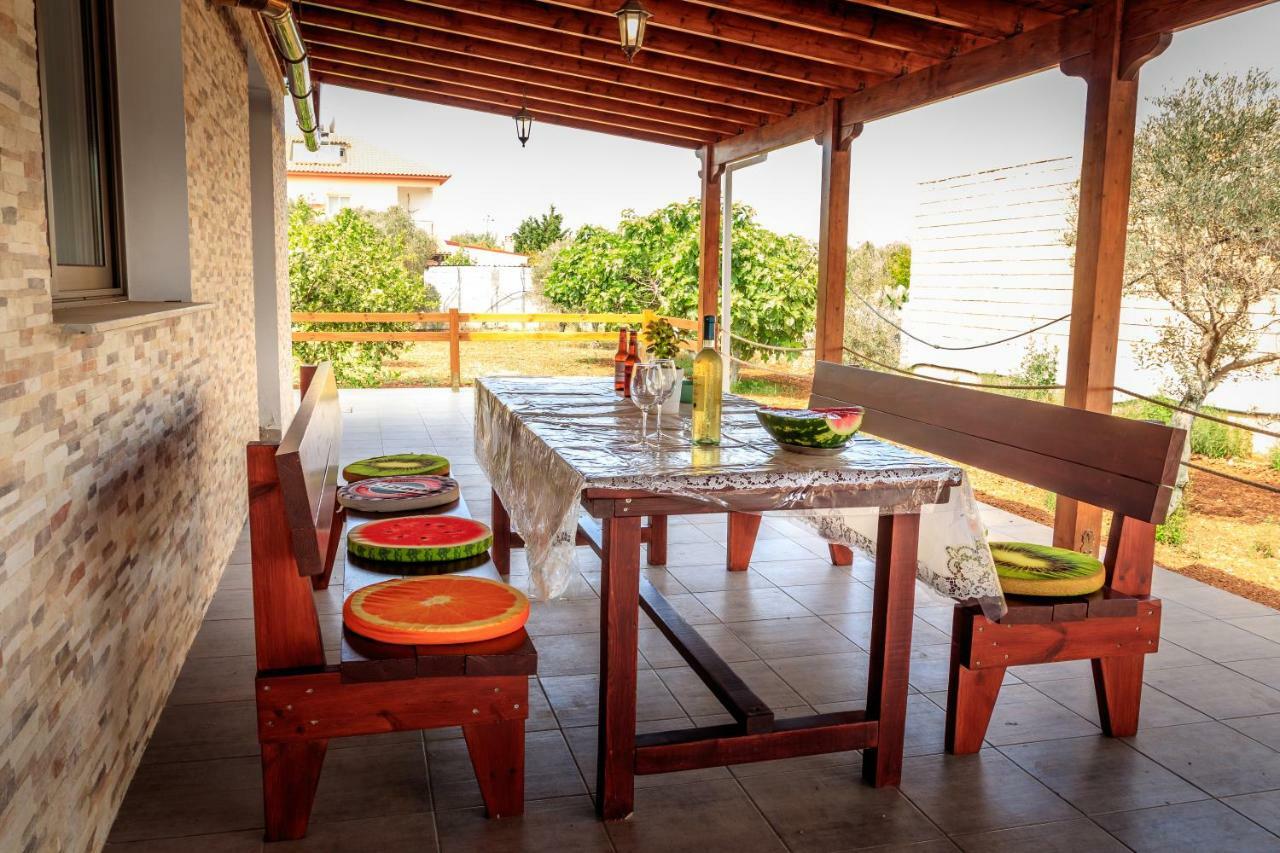 Berryrose Villa Perivolia Exterior photo