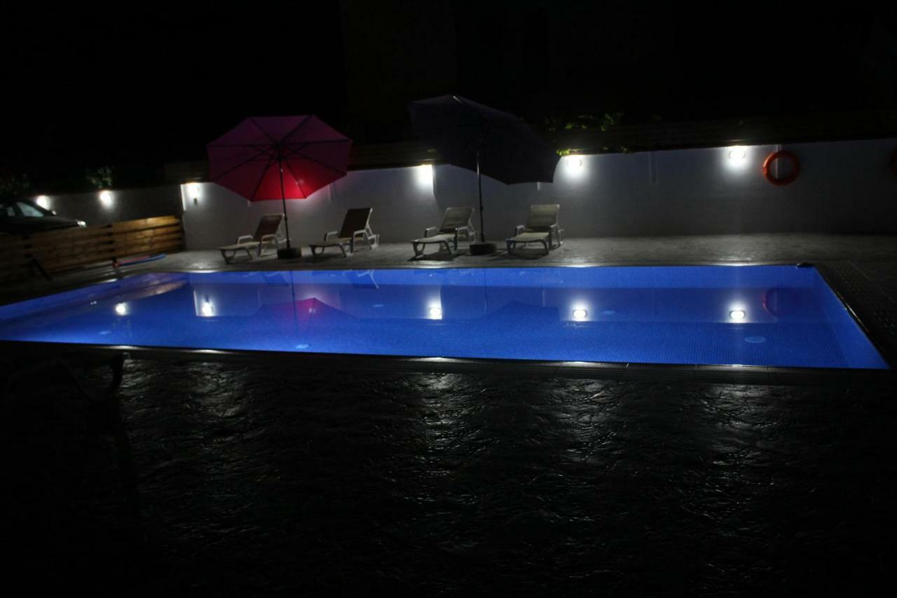 Berryrose Villa Perivolia Exterior photo