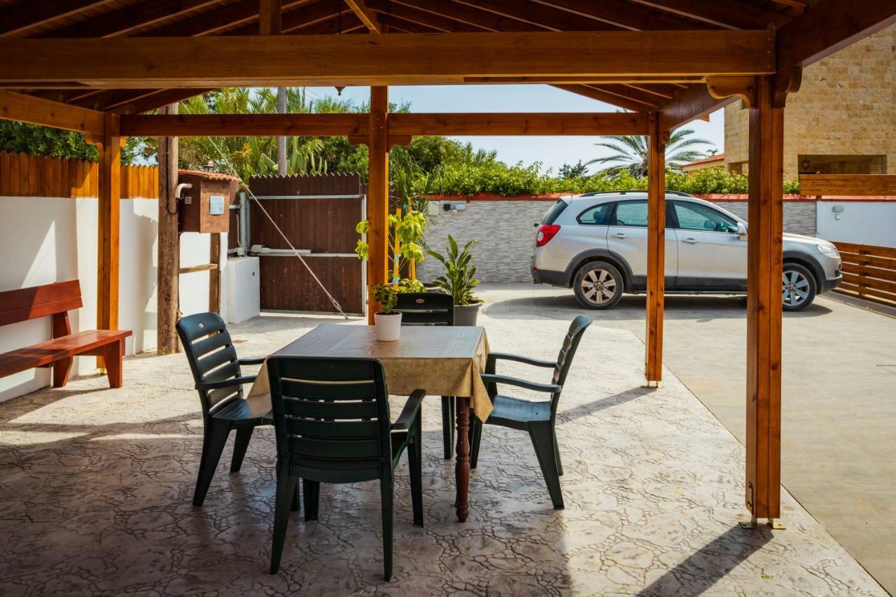 Berryrose Villa Perivolia Exterior photo