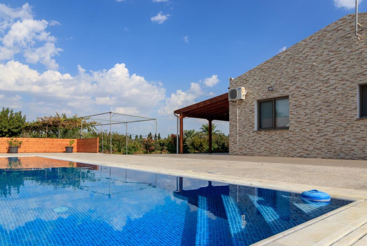 Berryrose Villa Perivolia Exterior photo